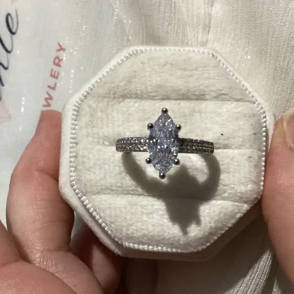 💍Sterling Silver Marquis Cut Solitaire Cz Diamond 3C TCW Ring - Picture 13 of 13